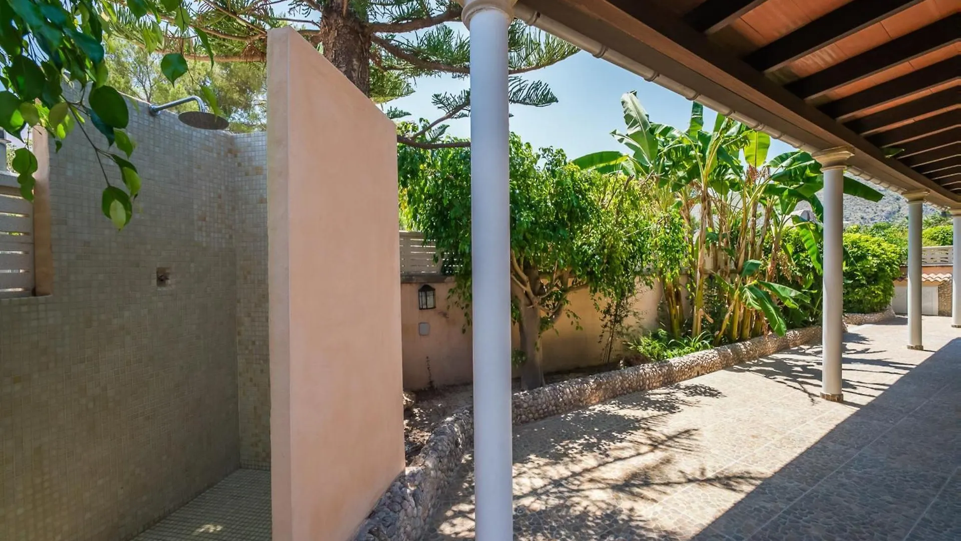 Charming Holiday Home For 6 Guests Alcúdia España